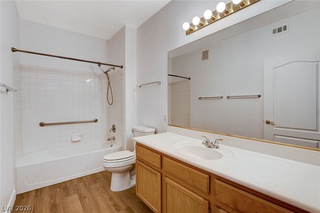 Building Photo - 700 Carnegie St