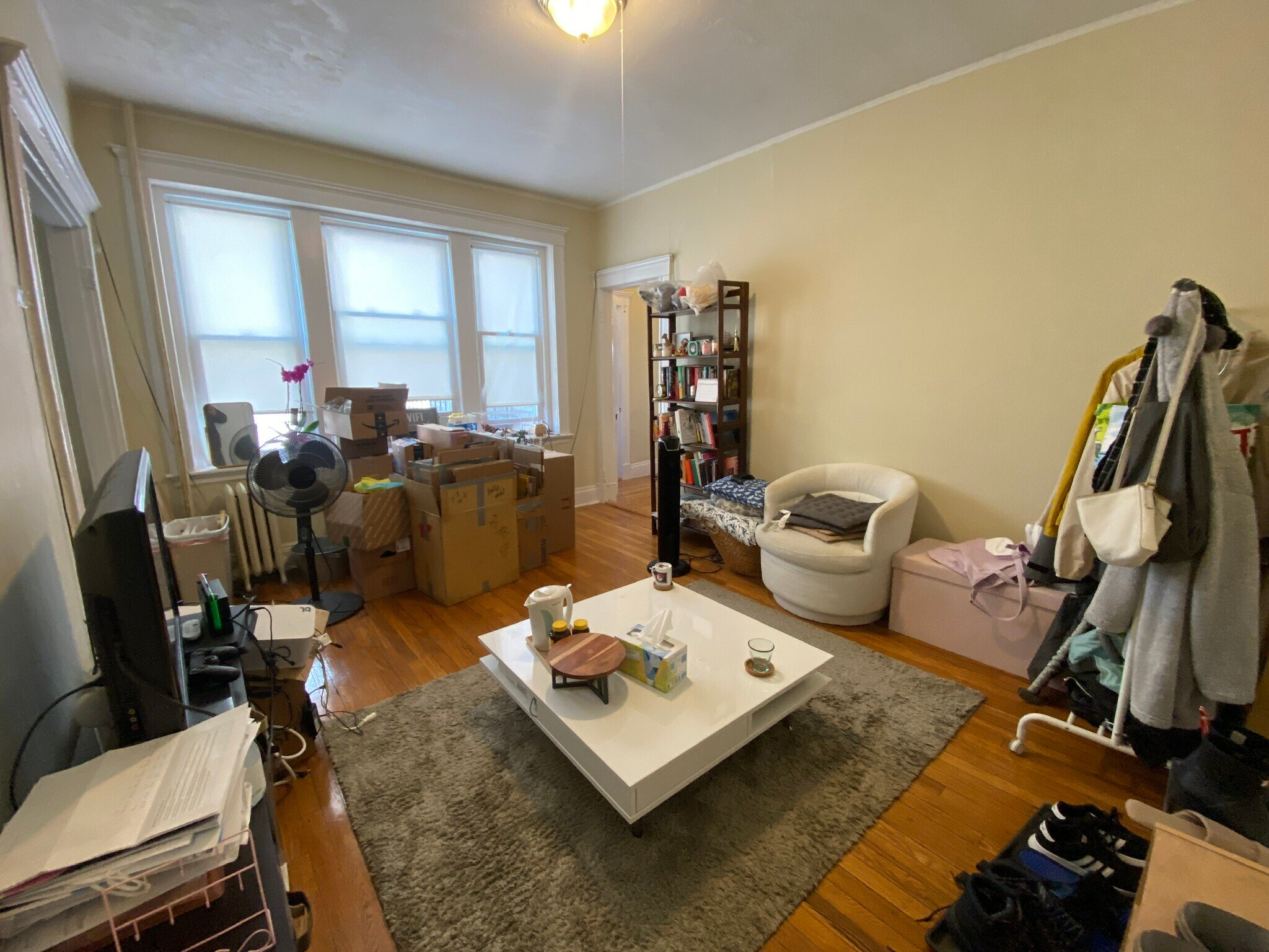 Building Photo - 19 Woodstock Ave