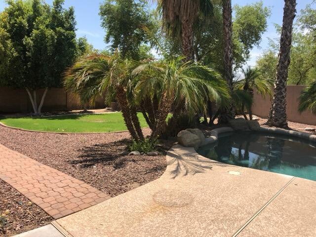 Building Photo - 2352 S 162nd Ln