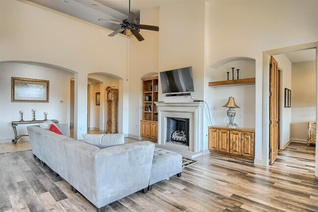 Building Photo - 429 Marina Village Cove