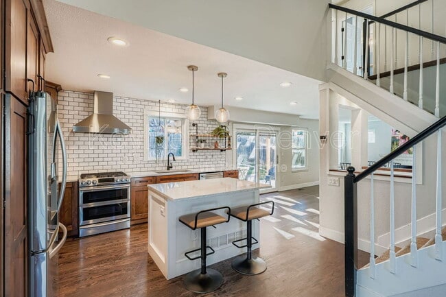 Building Photo - 11622 W 84th Pl