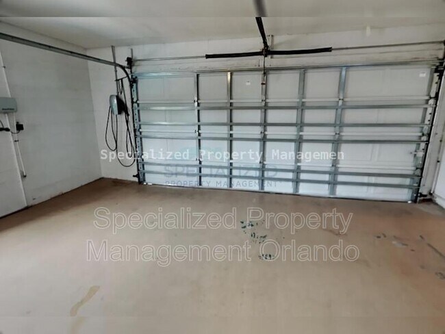 Building Photo - 1250 Henry Balch Dr