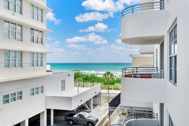 Building Photo - 5555 Collins Ave