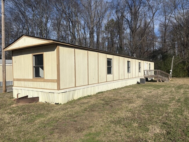 Building Photo - 2118 Cliffwood Rd