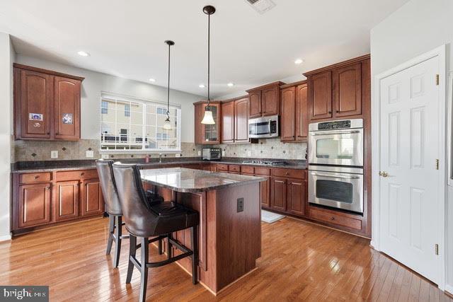 Building Photo - 43281 Goosefoot Square