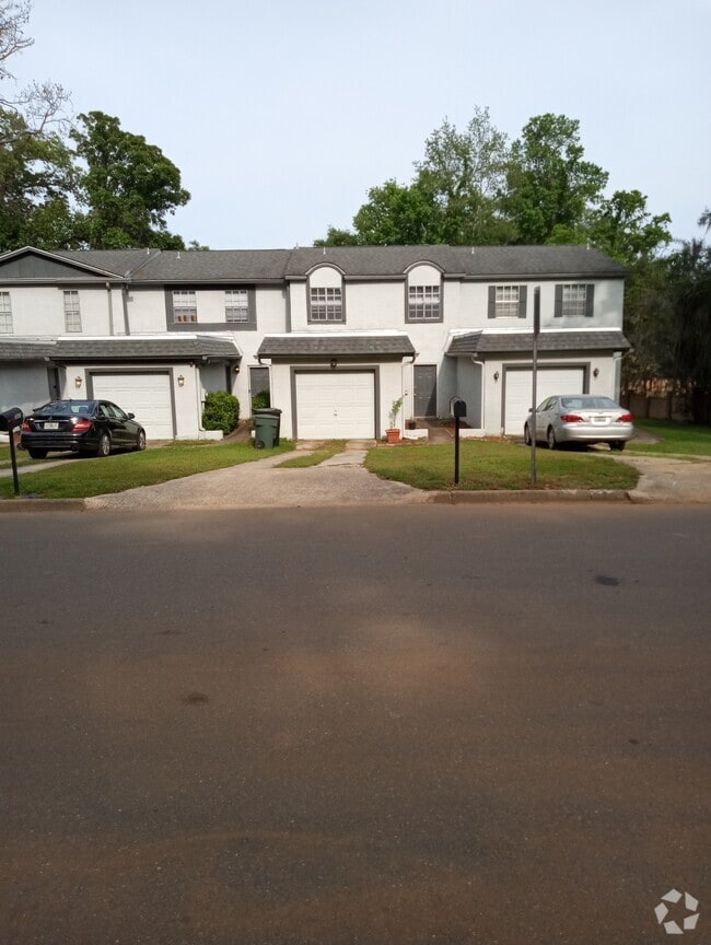 Building Photo - 2967 Edenderry Dr