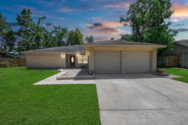 Building Photo - 22407 Millgate Dr