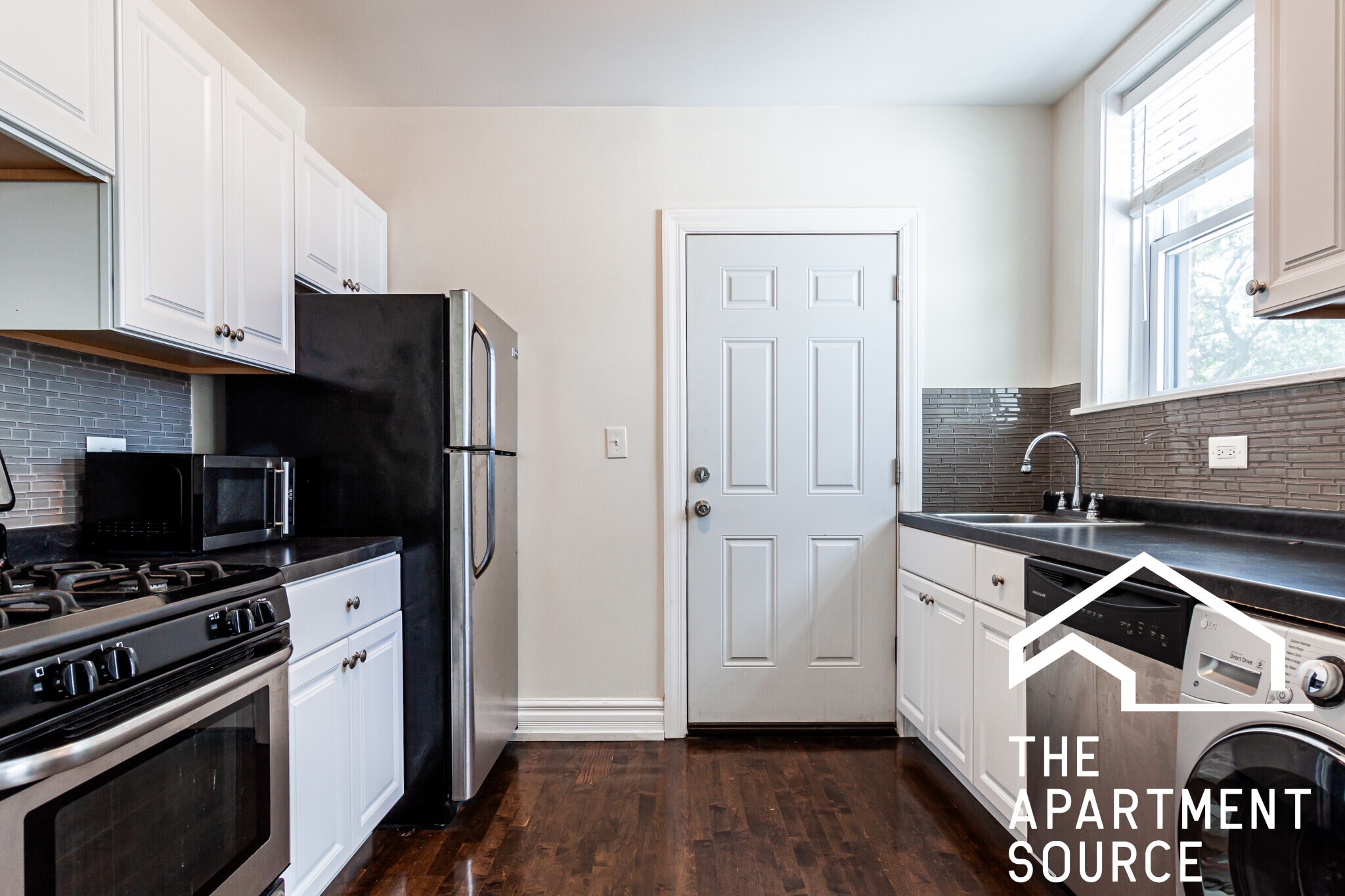 Building Photo - 2133 W Giddings St