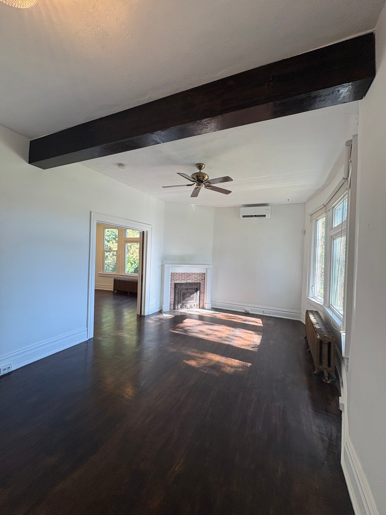 Building Photo - 859 S 900 E