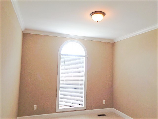 Building Photo - 417 Bethany Cir