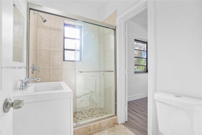 Building Photo - 3041 NW 15th St