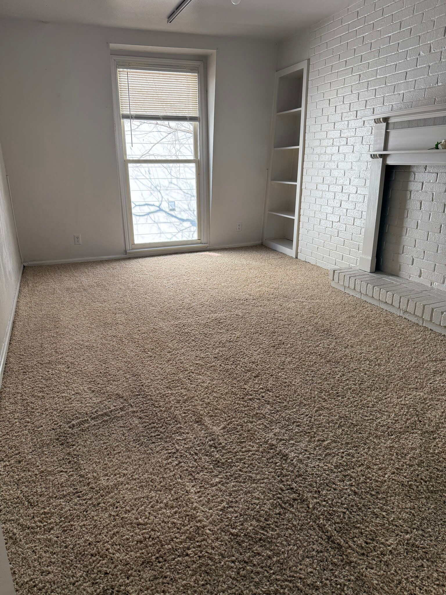 Building Photo - 2704 San Pedro St