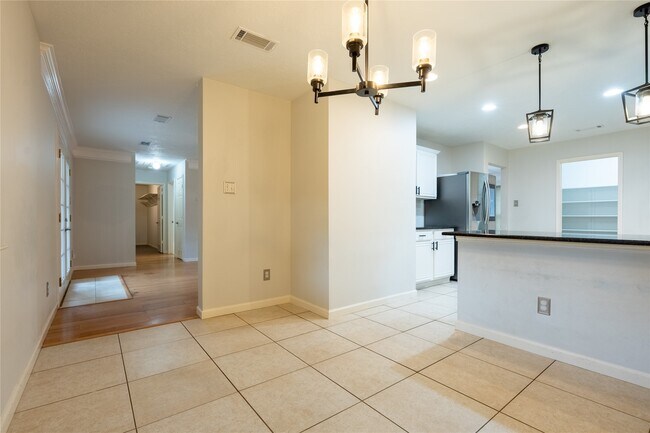Building Photo - 3614 Doherty Pl