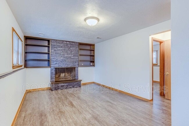 Building Photo - 2605 N Pershing St