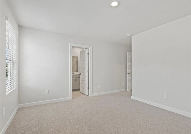 Building Photo - Brand New 3/2.5 Move In Ready Now!