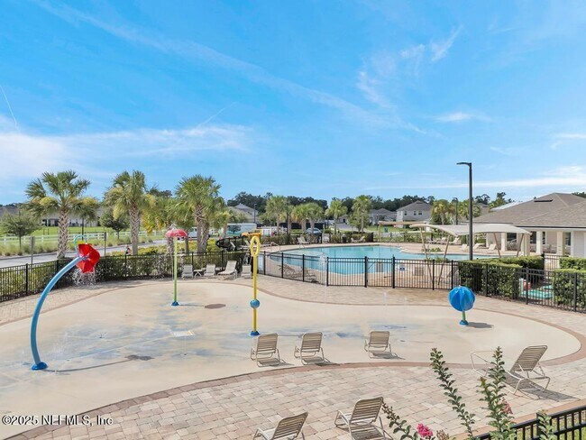 Building Photo - 11533 Red Koi Dr