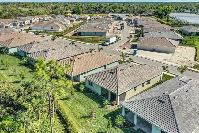 Building Photo - 315 Tamarindo Ln