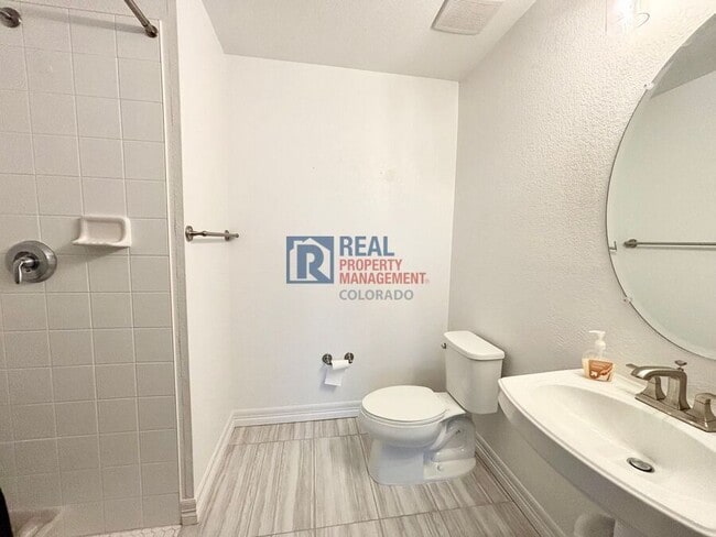 Building Photo - 4255 Cyan Cir