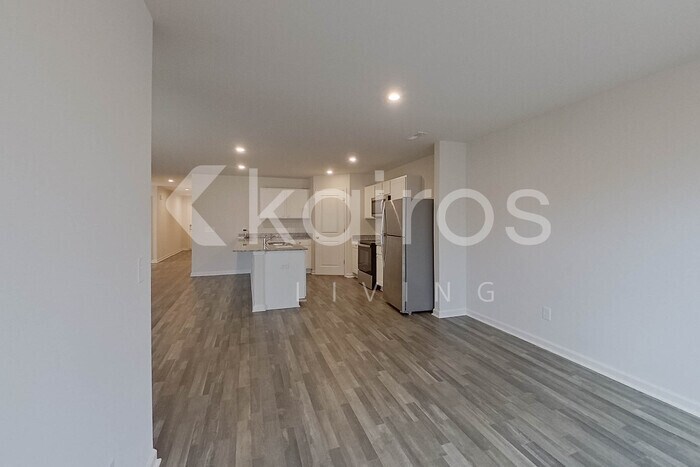 Building Photo - 2617 Provence Dr SE