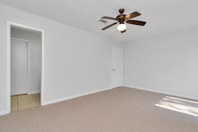 Building Photo - 12823 Briarwest Cir