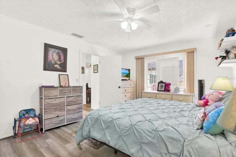 Building Photo - 11256 Holbrook St