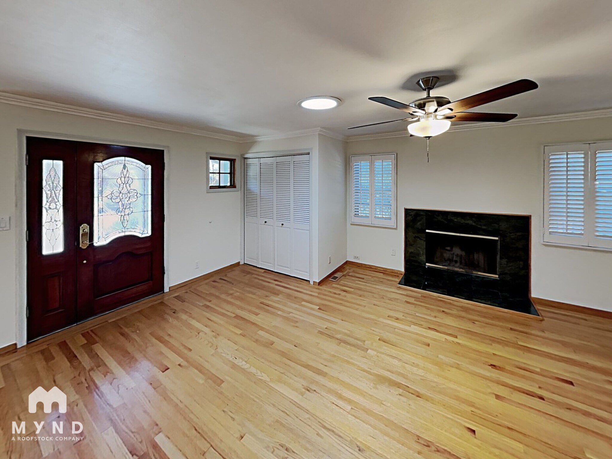 Building Photo - 10924 Barranca Dr