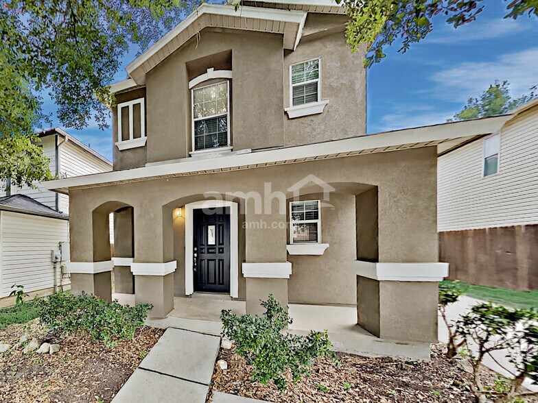 Primary Photo - 4974 Bending Elms