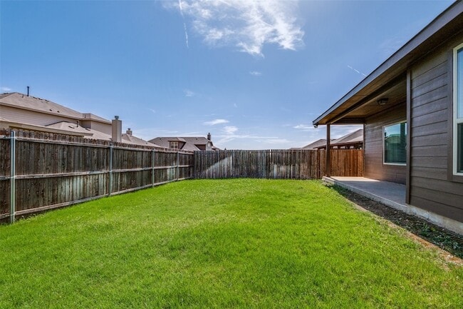Building Photo - 1733 Kachina Lodge Rd