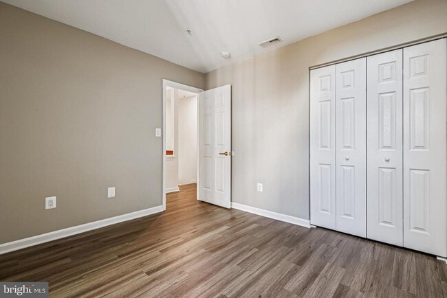 Building Photo - 8 Crusader Ct