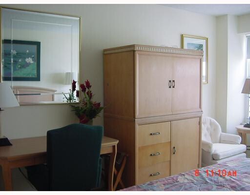 Building Photo - 4010 Galt Ocean Dr