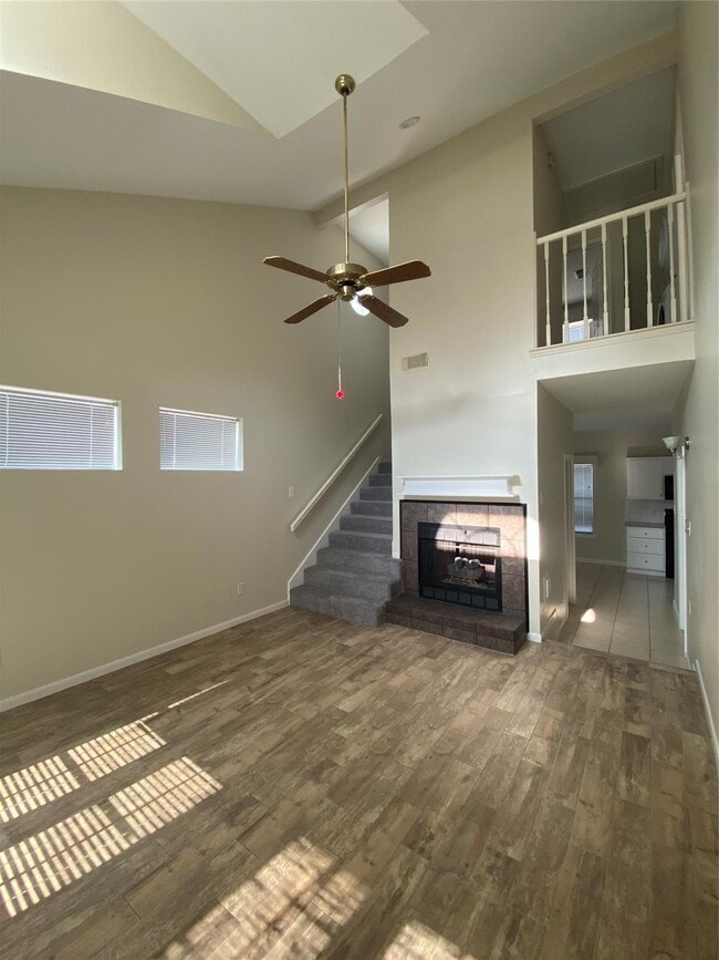Building Photo - 5515 Strack Rd
