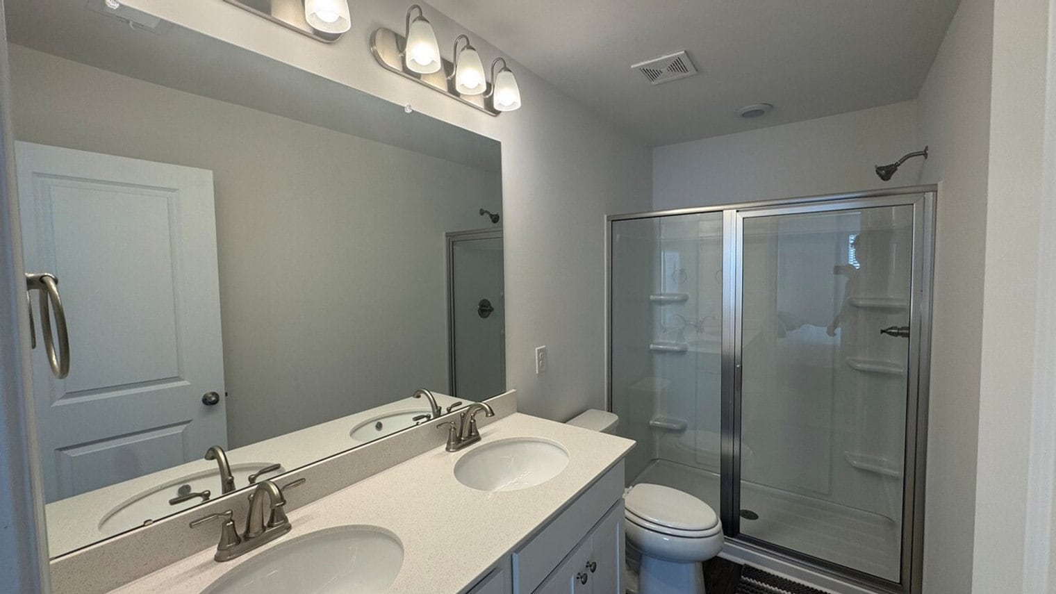 Building Photo - 149 Roxanne Dr