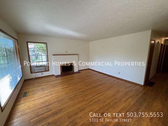 Building Photo - 5101 SE Taylor St
