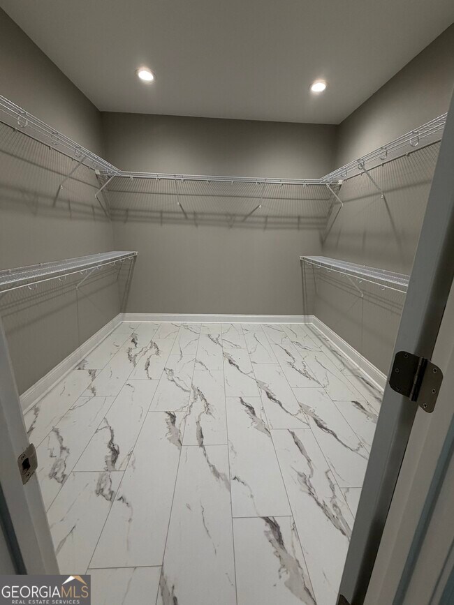 Building Photo - 148 The Villas Wy