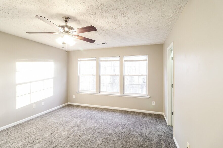 Building Photo - 1247 Matt Moore Ct