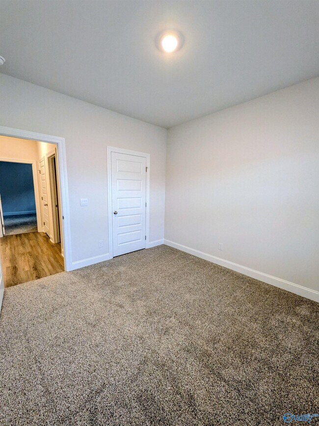 Building Photo - 336 Jackson Pt Cir