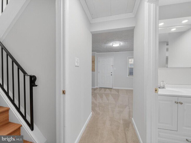 Building Photo - 3827 Gawayne Terrace