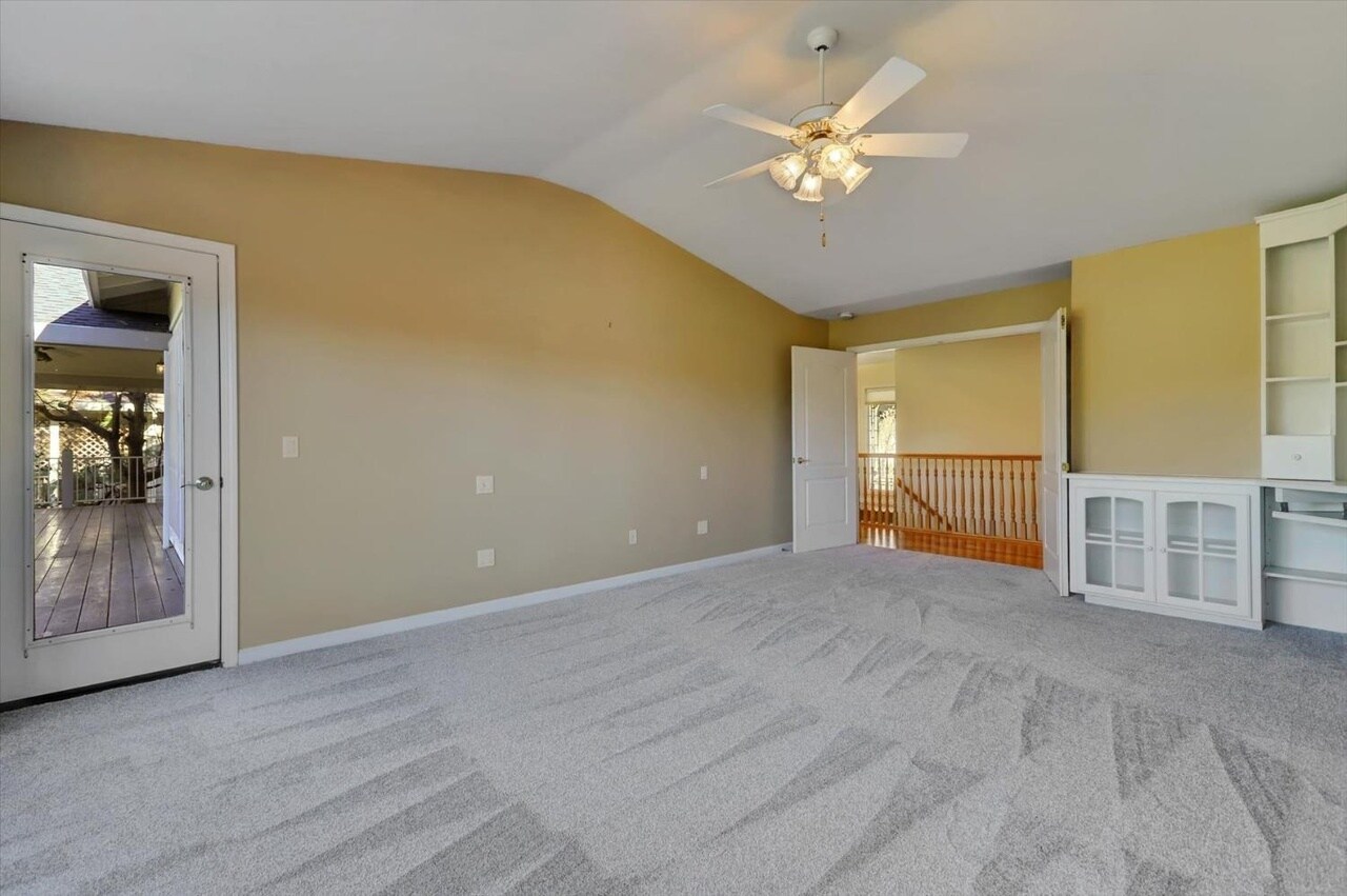 Master - 18527 Jayhawk Dr