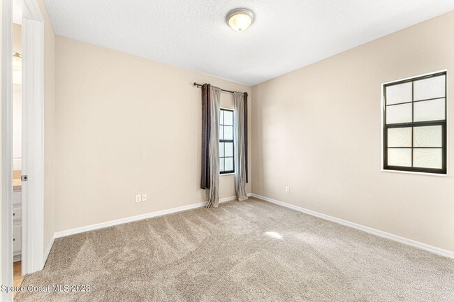 Building Photo - 8700 Napolo Dr
