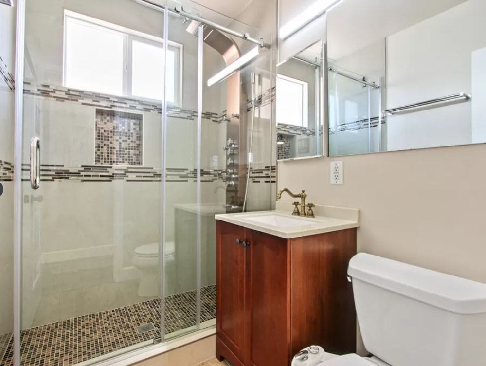 Building Photo - 4125 W 179th St