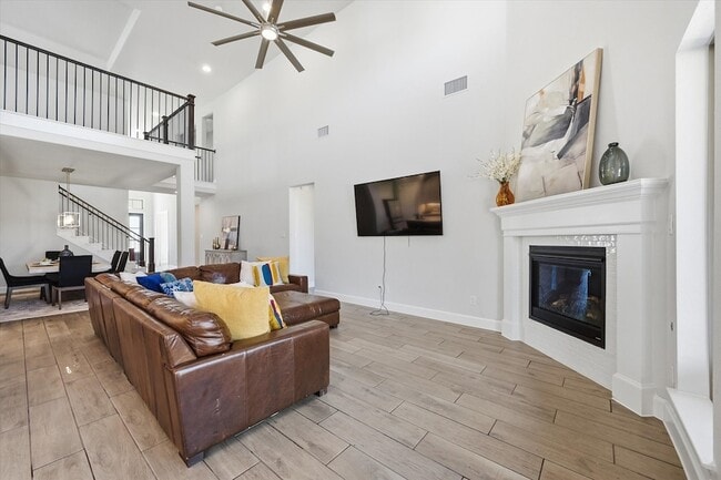 Building Photo - 2600 Precocious Ct