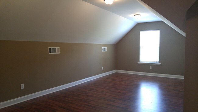 Building Photo - 3719 Castle Pines Ln