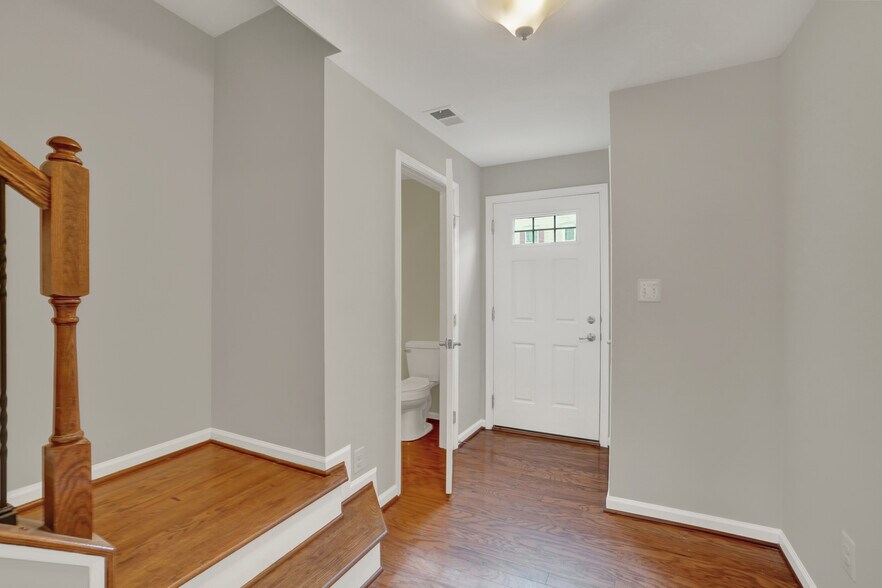 Building Photo - 1269 Elderslie Ln