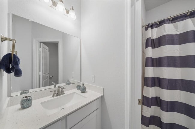 Building Photo - 1711 Country Air Ln