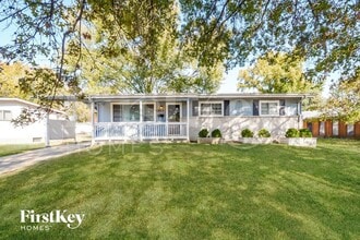 Building Photo - 385 Humes Ln