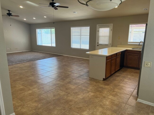 Building Photo - Fantastic 3 bed 2 bath Chandler home for Rent