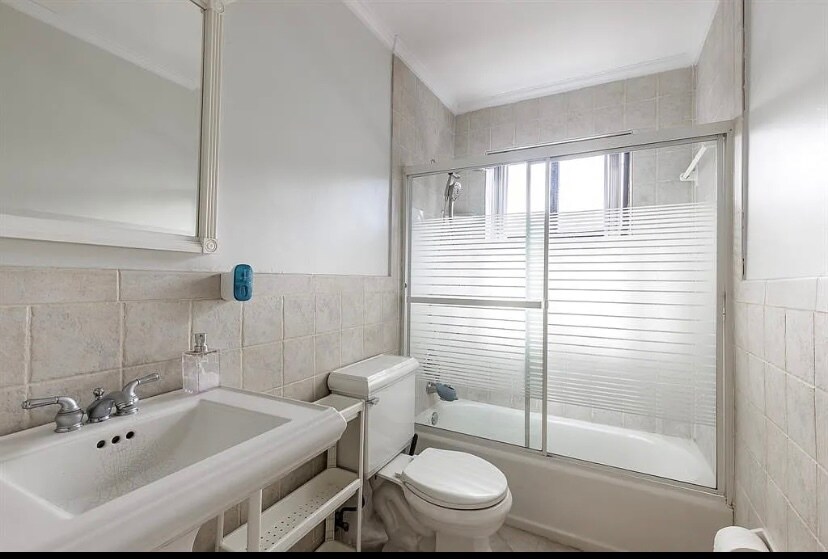 Building Photo - 9081 SW 55th Ct