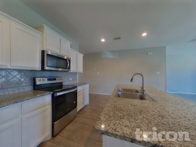 Building Photo - 532 Houndstooth Dr