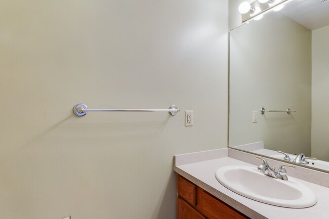 Building Photo - Three bedroom two and a half bathroom town...