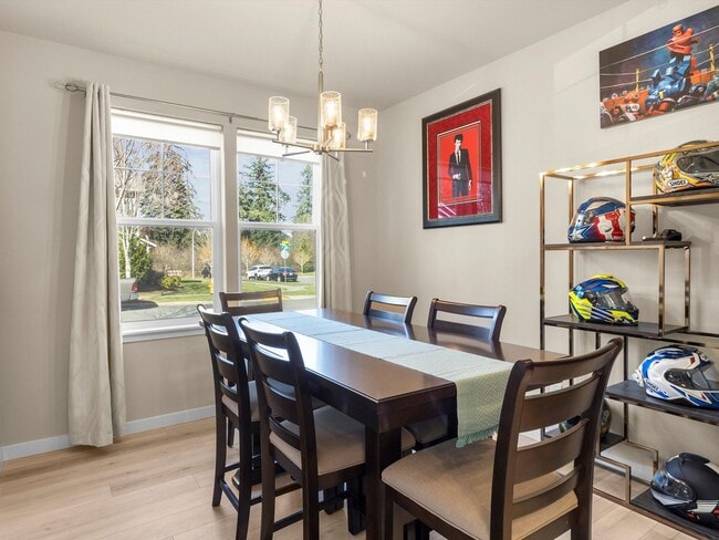 Building Photo - Modern Comfort & Style with A/C in Tumwate...